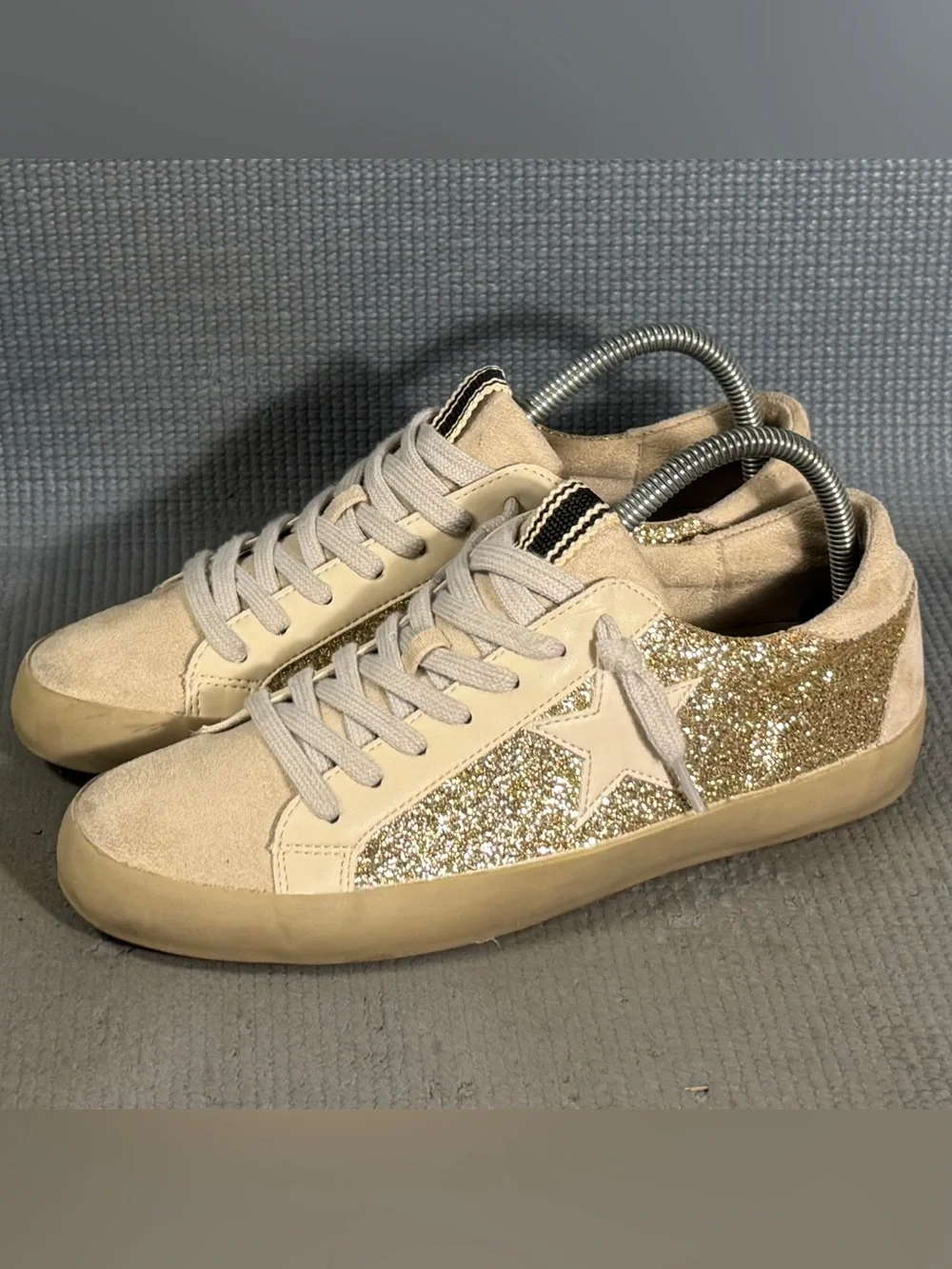 ShuShop Women’s Paula Fashion Sneakers Size 8
